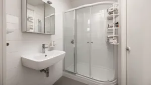 Mała łazienka w bloku 2m2